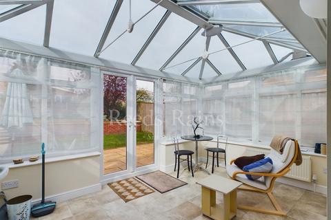 62 Stonewood, Bean, Dartford, DA2 8BY