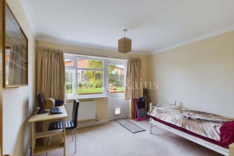 62 Stonewood, Bean, Dartford, DA2 8BY