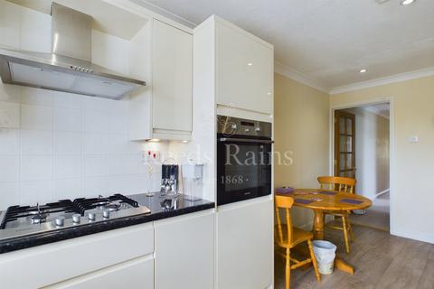 62 Stonewood, Bean, Dartford, DA2 8BY