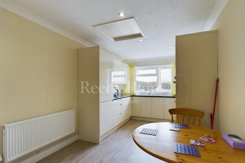 62 Stonewood, Bean, Dartford, DA2 8BY