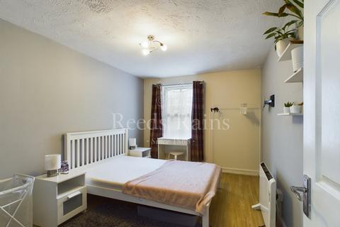 Flat 16, Conisborough Court Osbourne Road, Dartford, DA2 6RH