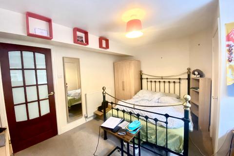 2 bedroom apartment for sale, St Godrics Court, Durham DH1