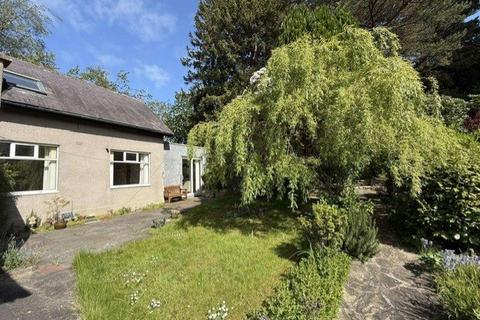 undefined, Nevilles Cross Bank, Durham DH1
