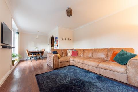 8 Bracken Court, Ushaw Moor, Durham, DH7 7NE