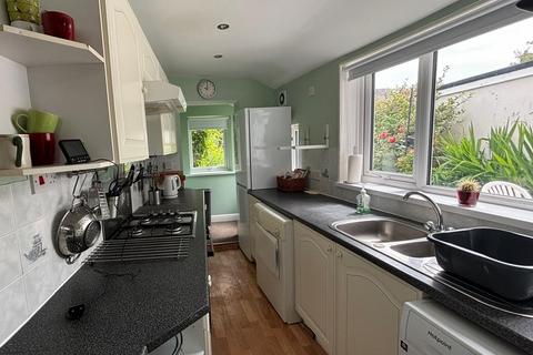 4 bedroom terraced house to rent, Newcastle Road, Durham DH1