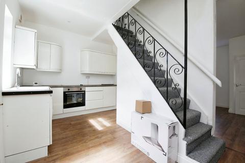 2 bedroom terraced house to rent, Oxford Street, Bishop Auckland DL14