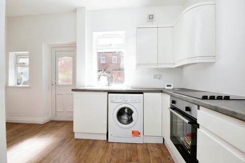 2 bedroom terraced house to rent, Oxford Street, Bishop Auckland DL14