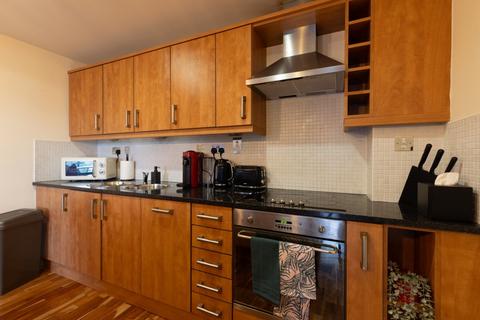 2 bedroom apartment to rent, Freemans Quay, Durham DH1