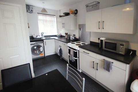 3 bedroom semi-detached house to rent, Maple Avenue, Durham DH1