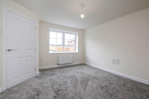 3 bedroom semi-detached house to rent, Gibside Way, Durham DL16