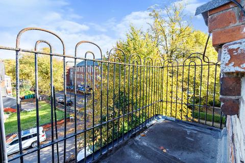 16 Alness Road, Manchester, M16 8ET