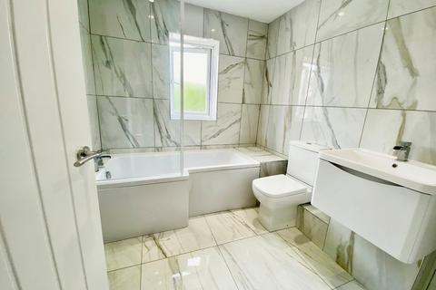 4 bedroom detached house for sale, Lakeside Court, Rotherham S80