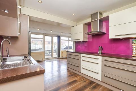 8 Lilac Close, South Anston, Sheffield, S25 5GN