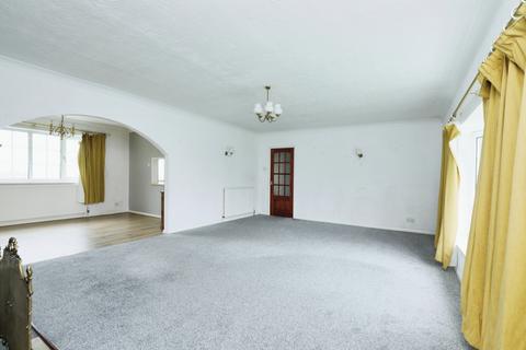 3 bedroom bungalow for sale, Mill Fields, Sheffield S26