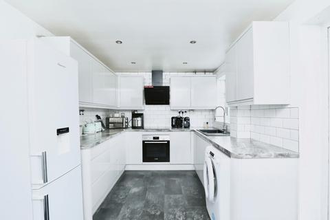 3 Belfmoor Close, Whitwell, Worksop, S80 4NZ