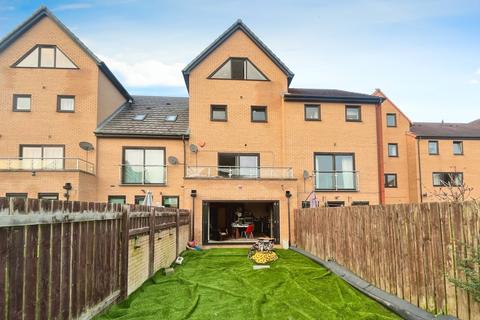 26 Ascot Drive, Laughton Common, Sheffield, S25 3AL