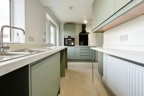 undefined, Leeds Avenue, Sheffield S25