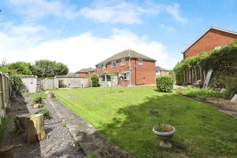 16 Lindale Close, North Anston, Sheffield, S25 4FD