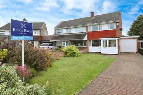 15 Derwent Close, North Anston, Sheffield, S25 4GD