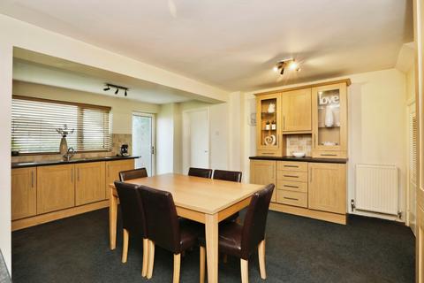 15 Derwent Close, North Anston, Sheffield, S25 4GD