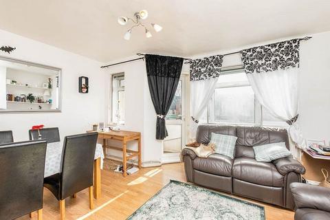 2 bedroom flat for sale, Jamaica Road, London SE16