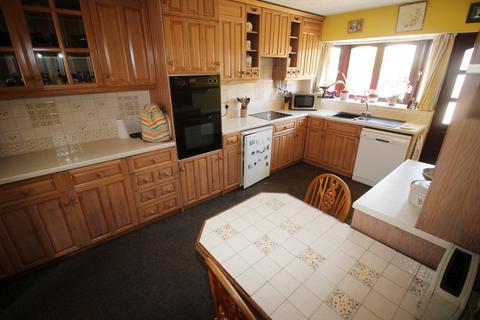 3 bedroom bungalow for sale, Mill Lane, Doncaster DN4