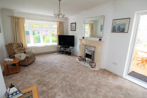 2 bedroom bungalow for sale, Pine hall Road, Doncaster DN3