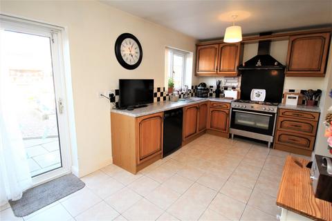 4 bedroom semi-detached house for sale, Wicklow Road, South Yorkshire DN2