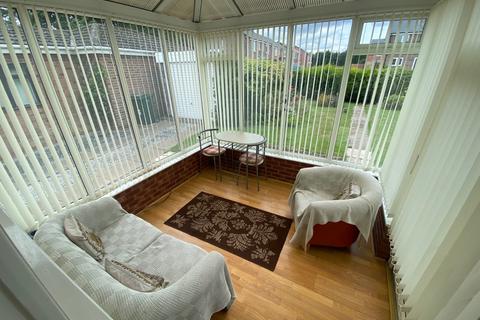 2 bedroom bungalow for sale, St. Oswalds Close, Doncaster DN9