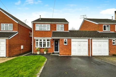 3 bedroom link detached house for sale, Usulwall Close, Stafford ST21