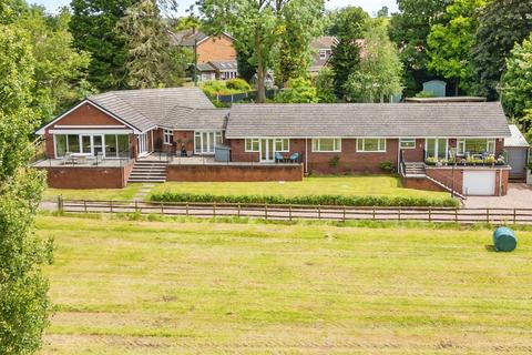 5 bedroom bungalow for sale, Whitgreave Lane, Stafford ST18