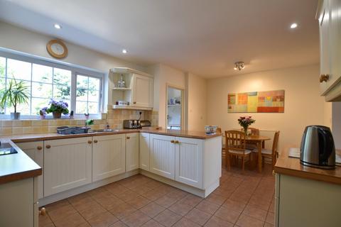 4 bedroom semi-detached house for sale, Badsey Lane, Worcestershire WR11