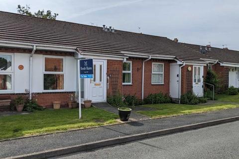 2 bedroom bungalow for sale, Burford Gardens, Worcestershire WR11