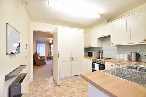 2 bedroom bungalow for sale, Burford Gardens, Worcestershire WR11