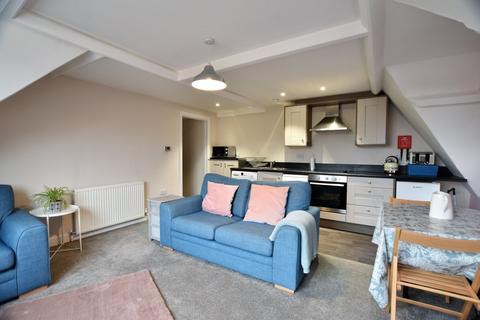 2 bedroom apartment for sale, High Street, Worcestershire WR11