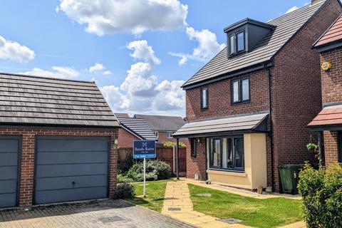 4 bedroom detached house for sale, Brooklands Drive, Worcestershire WR11