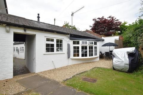 1 bedroom bungalow for sale, Greenhill, Worcestershire WR11