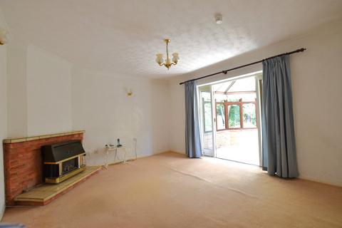 3 bedroom bungalow for sale, The Close, Evesham WR11