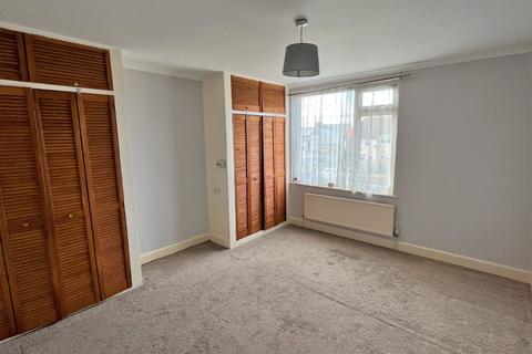 107 Sidney Street, Folkestone, CT19 6HQ
