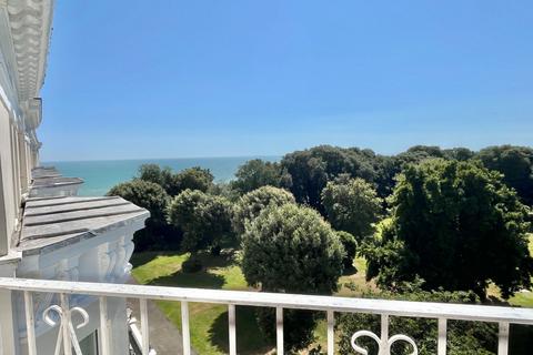 2 bedroom apartment for sale, Clifton Gardens, Kent CT20