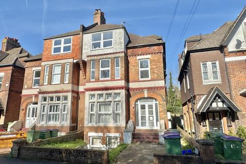 2 bedroom apartment for sale, Kingsnorth Gardens, Folkestone CT20