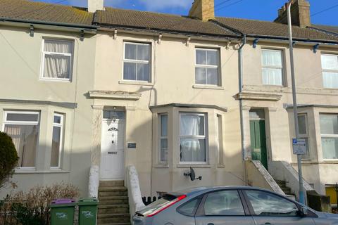 1 bedroom apartment for sale, St. Michaels Street, Kent CT20