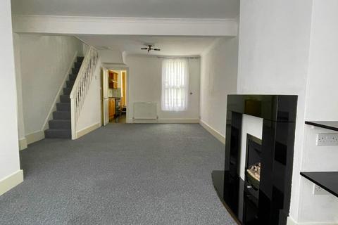 16 Mayfield Avenue, Dover, CT16 2PJ