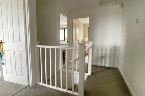 5 The Close, Folkestone, CT19 6QB