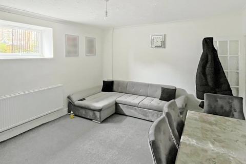 2 bedroom apartment for sale, Cheriton Gardens, Kent CT20