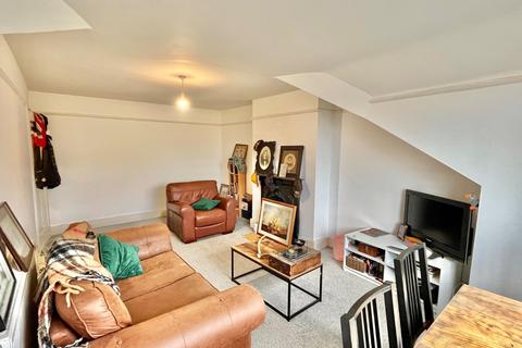 2 bedroom apartment for sale, Sandgate Hill, Folkestone CT20