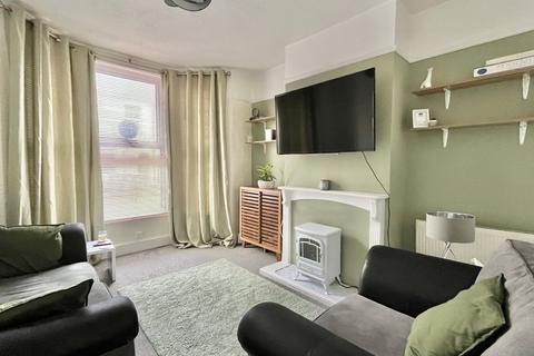 2 bedroom terraced house for sale, Walton Road, Kent CT19