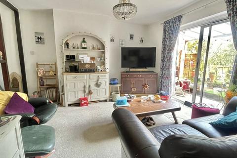 51a Broadmead Road, Folkestone, CT19 5AN