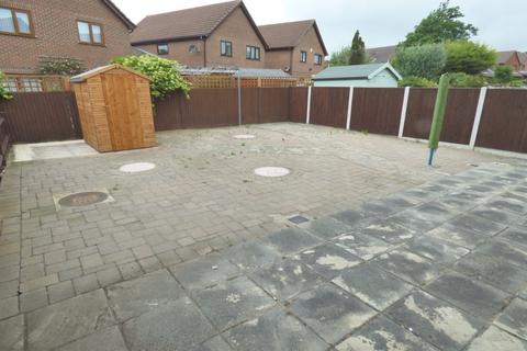 6 Old Mead, Folkestone, CT19 5UR