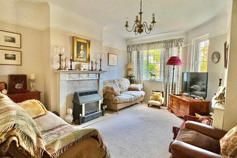 9 Chichester Road, Sandgate, Folkestone, CT20 3BN